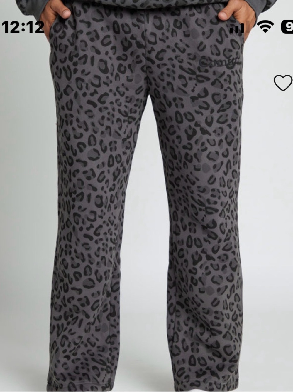 Comfrt Minimalist straight leg sweats in Panther